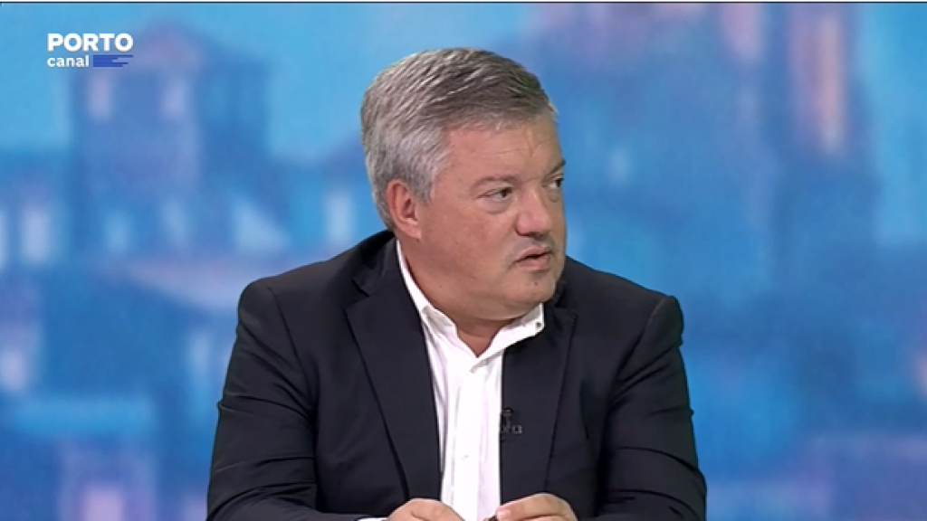 Eduardo Vítor Rodrigues na entrevista ao Porto Canal.