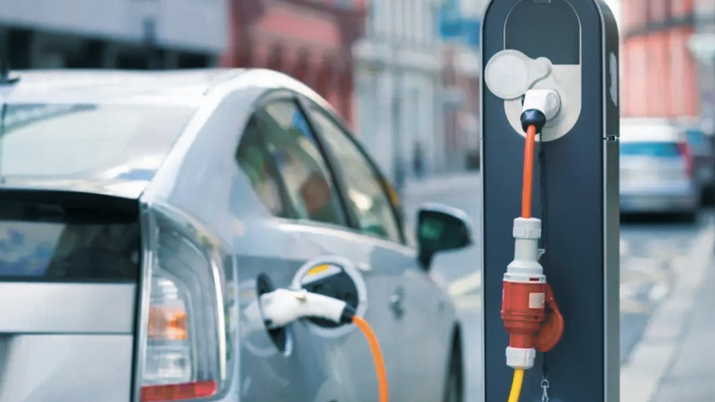Abastecimento carro elétrico
