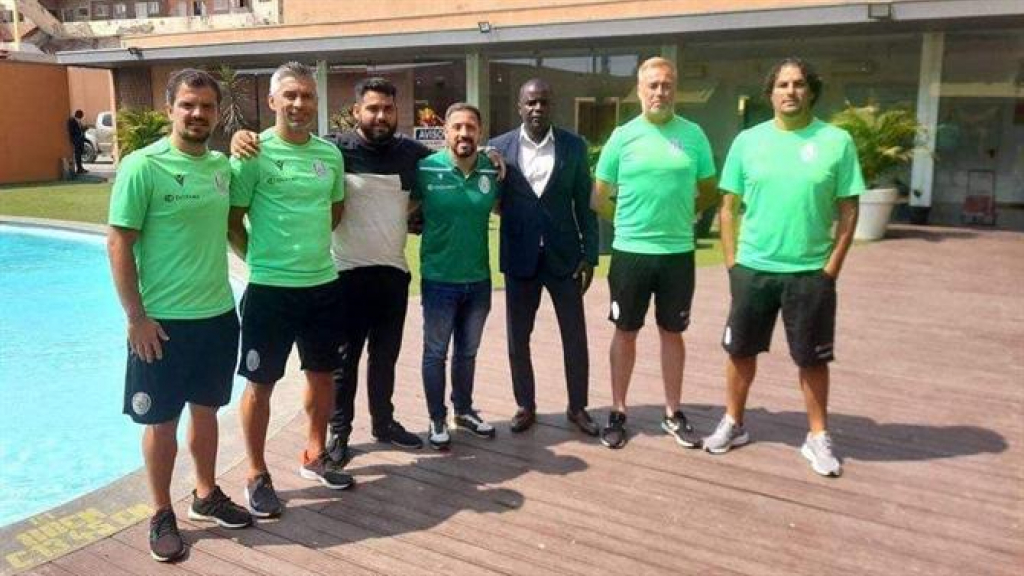 Equipa técnica sagrada esperança