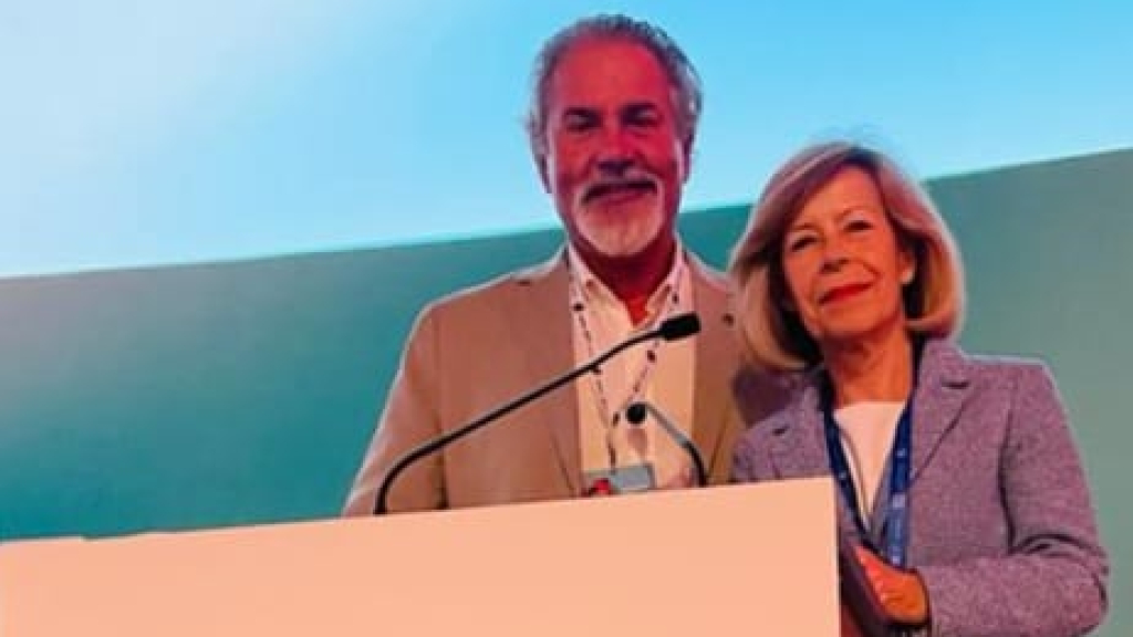 Horácio Costa com Maria de Belém Roseira e Adalberto Campos Fernandes na conferência sobre saúde.