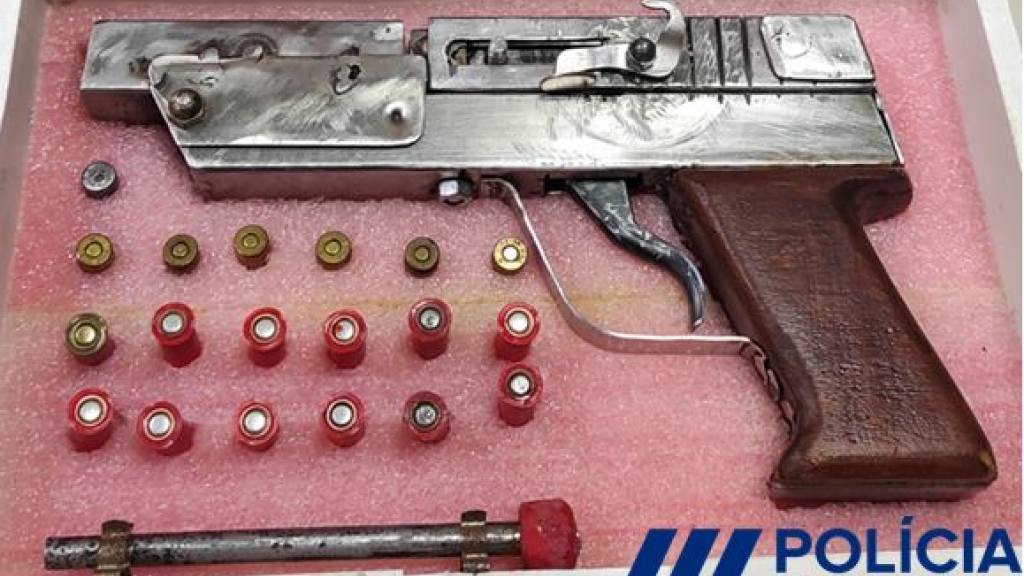 pistola